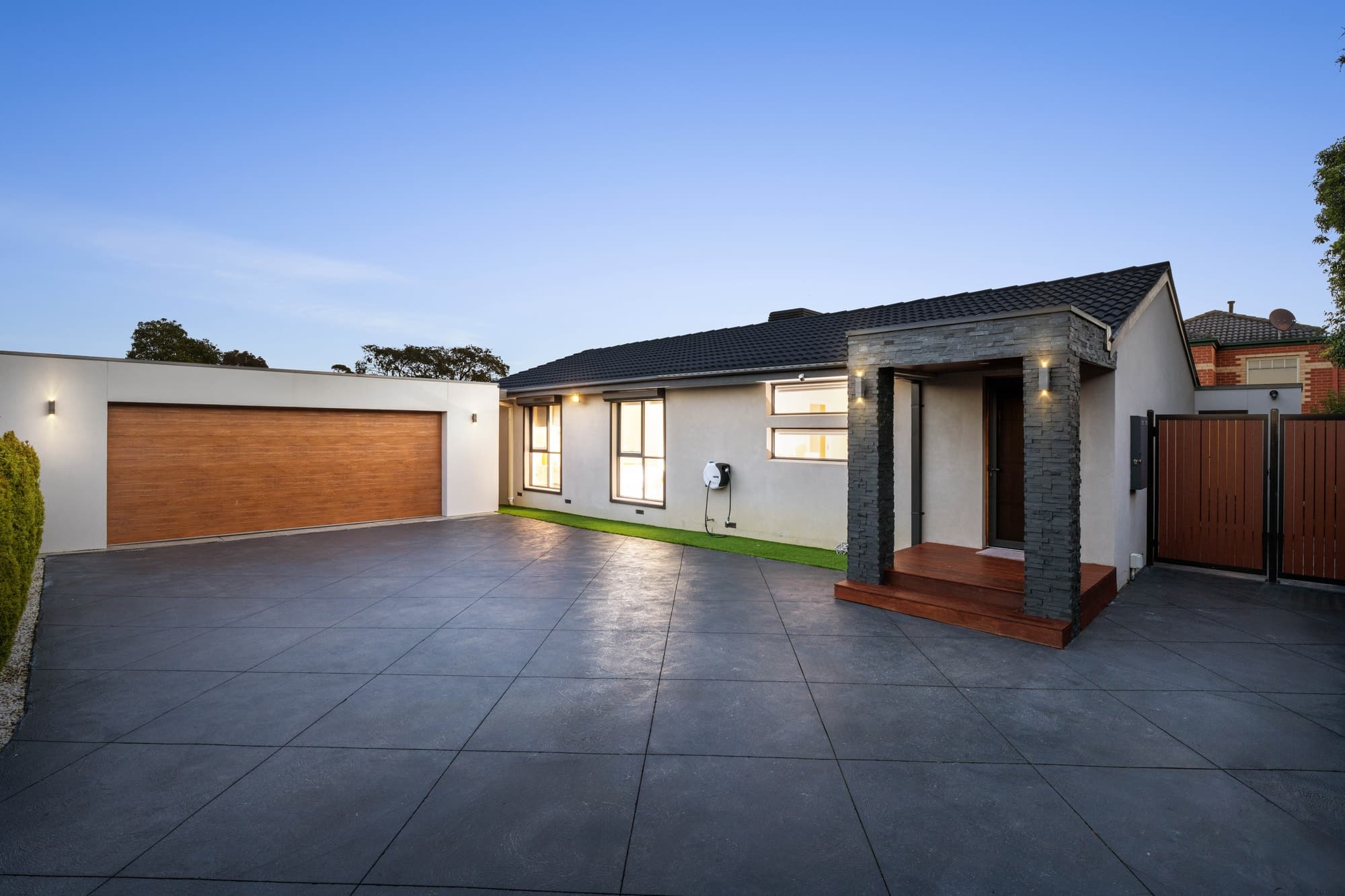 2/7 Hope Avenue, Donvale - Image 1