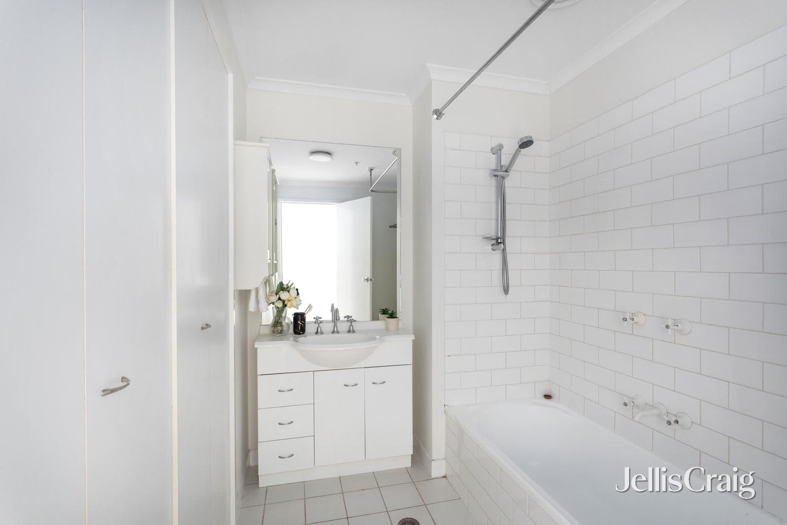 1103/148 Wells Street, South Melbourne, South Melbourne - Image 1