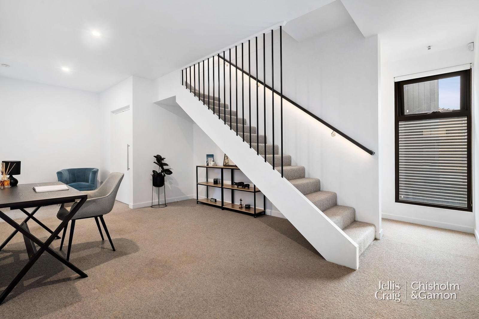 1/6 Alfriston Street, Elwood, Elwood - Image 1