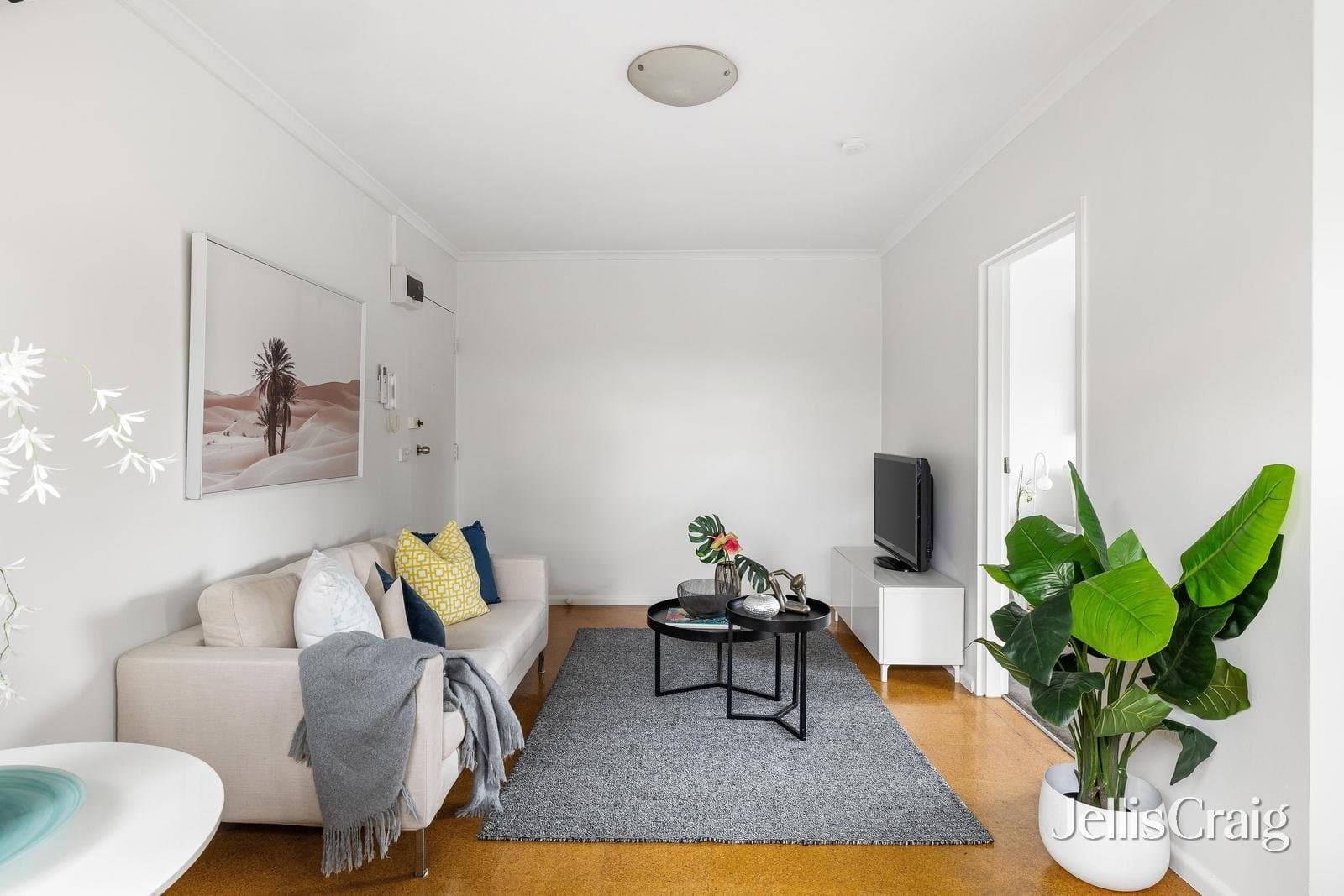 13/86 Ruskin Street, Elwood, Elwood - Thumbnail 3