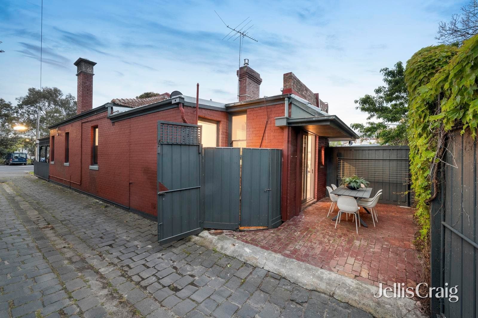 4 Cowderoy Street, St Kilda West, St Kilda West - Image 1