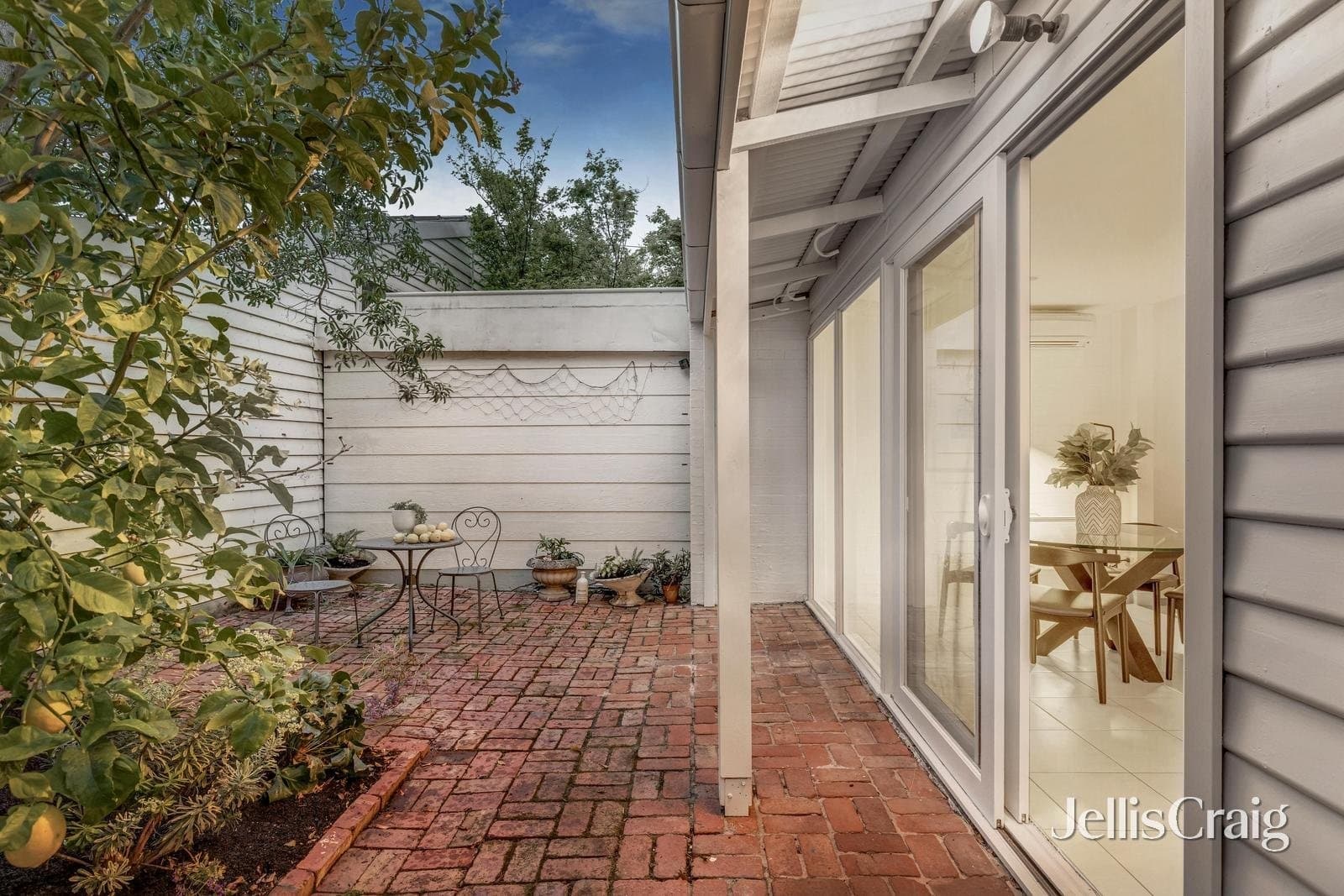8 James Service Place, South Melbourne, South Melbourne - Thumbnail 8