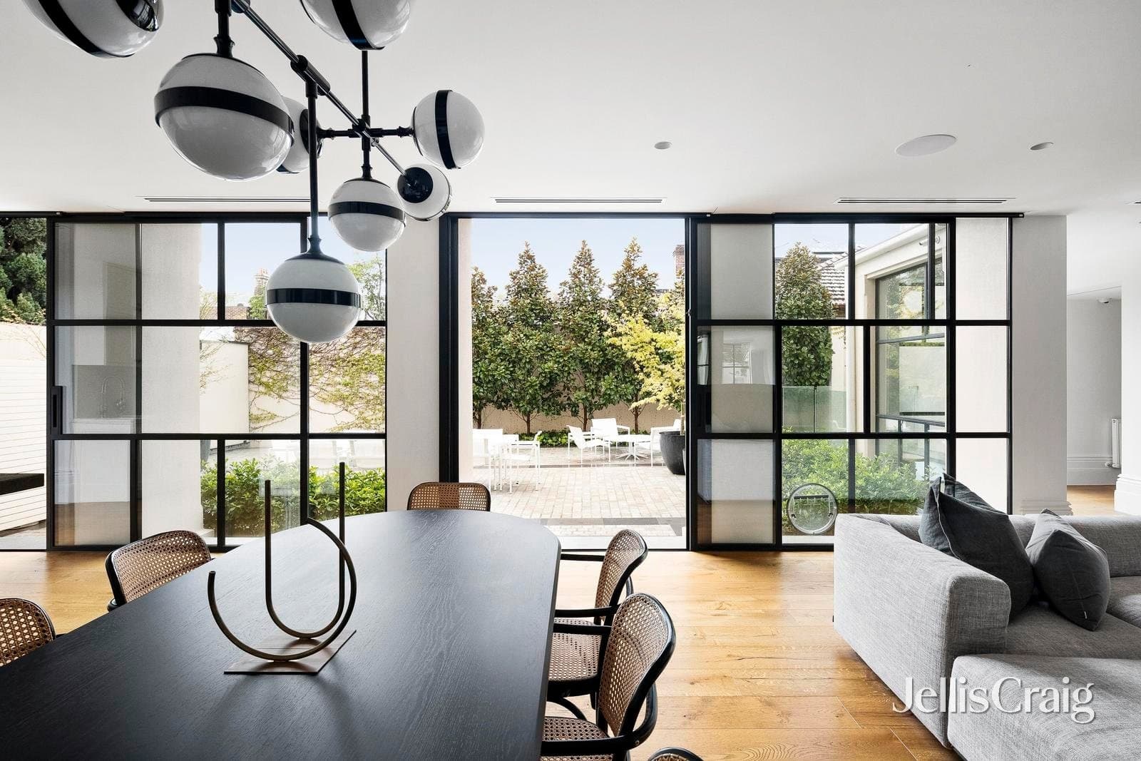 34 Ferrars Place, South Melbourne, South Melbourne - Thumbnail 3