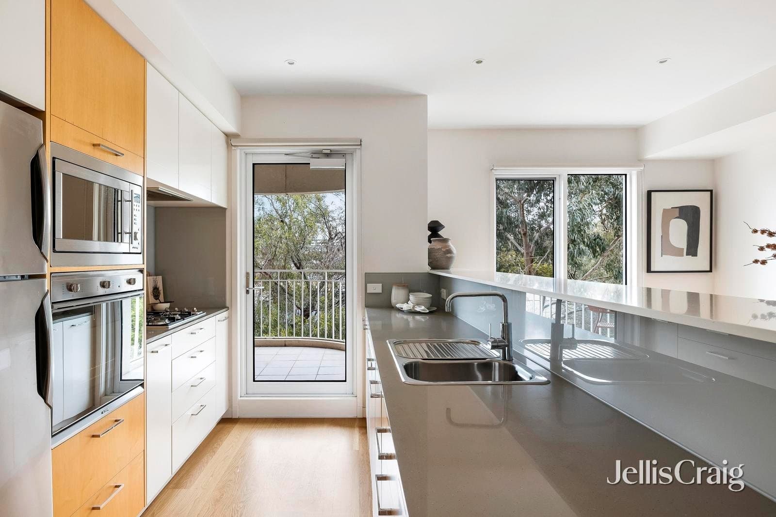 18/15 Liardet Street, Port Melbourne, Port Melbourne - Thumbnail 6