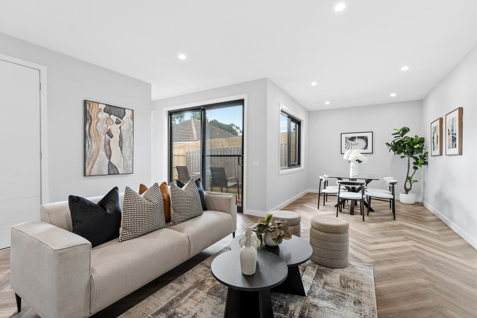 2/379 Springvale Road, Forest Hill - Thumbnail 2