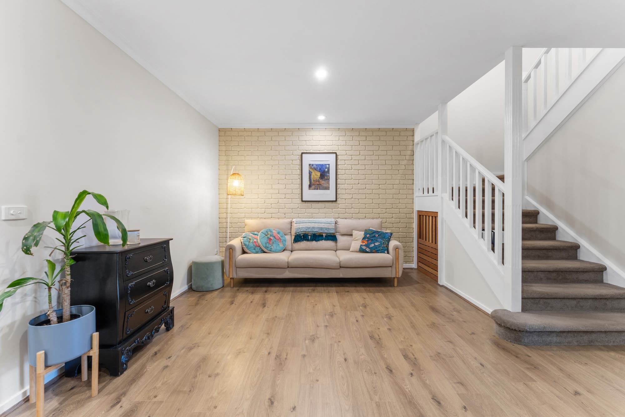 7/10 Stringybark Close, Forest Hill - Thumbnail 2