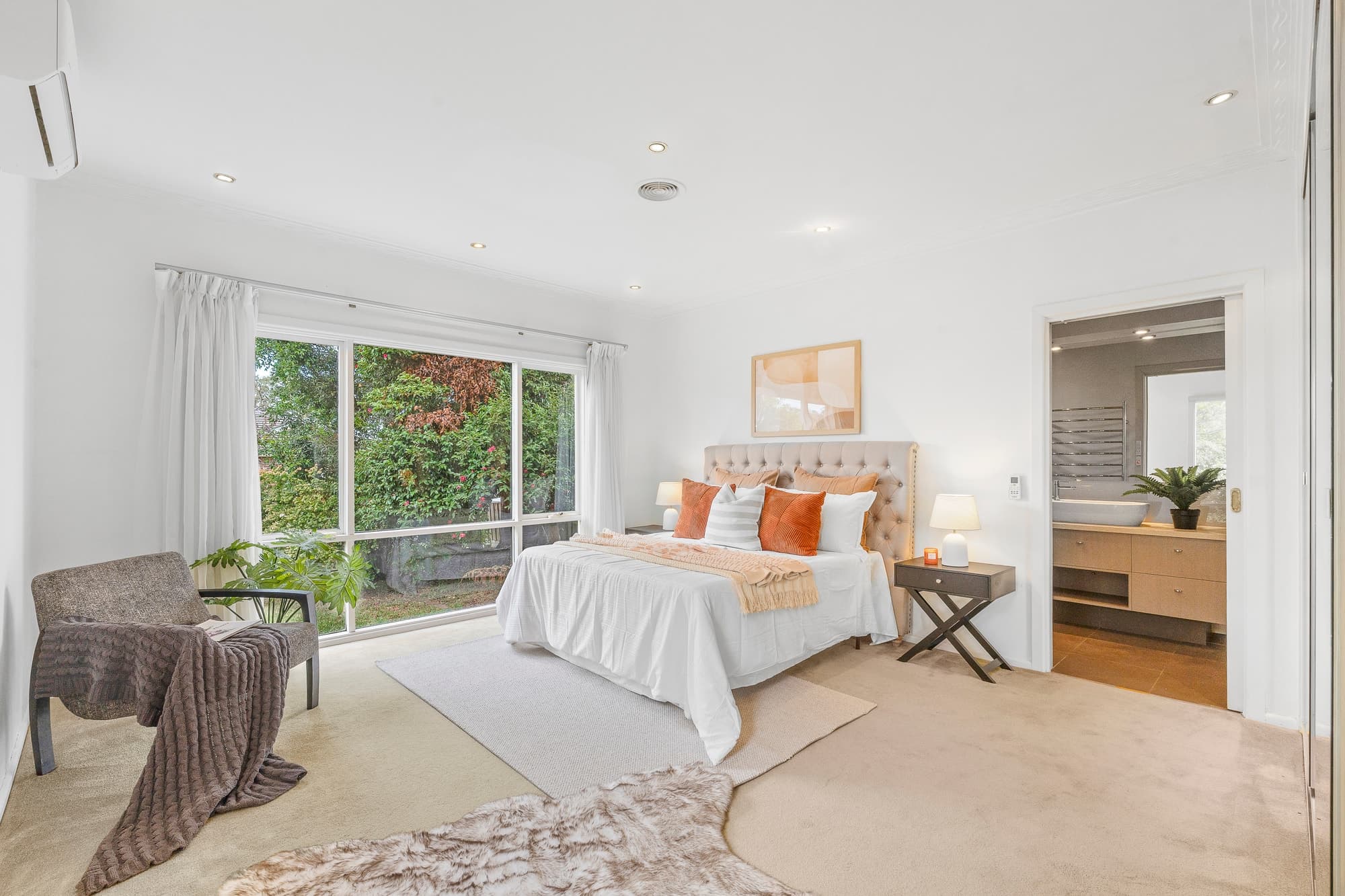 37 Irving Street, Mount Waverley - Thumbnail 7
