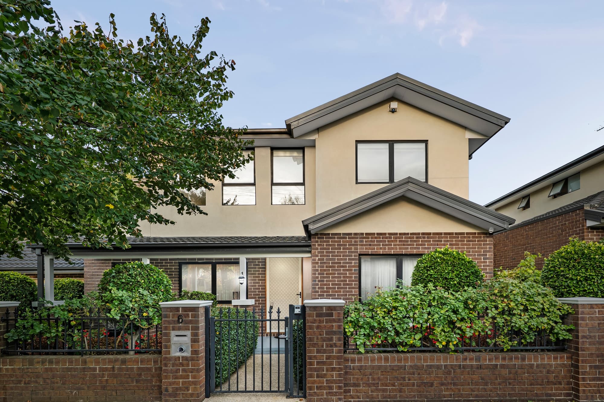 6 Acacia Street, Box Hill - Thumbnail 2