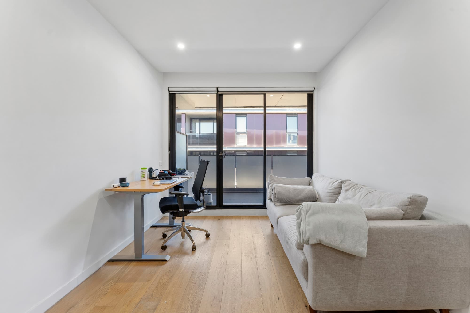 309/18 Queen Street, Blackburn - Thumbnail 2
