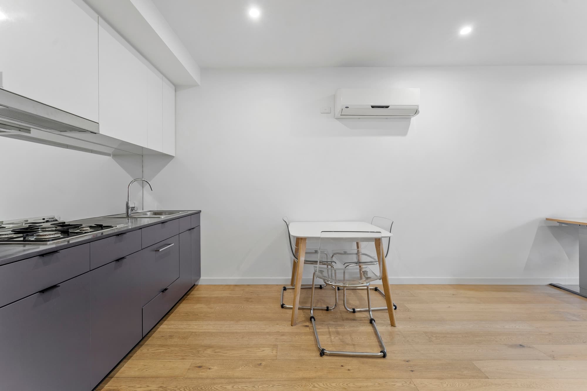 309/18 Queen Street, Blackburn - Thumbnail 4