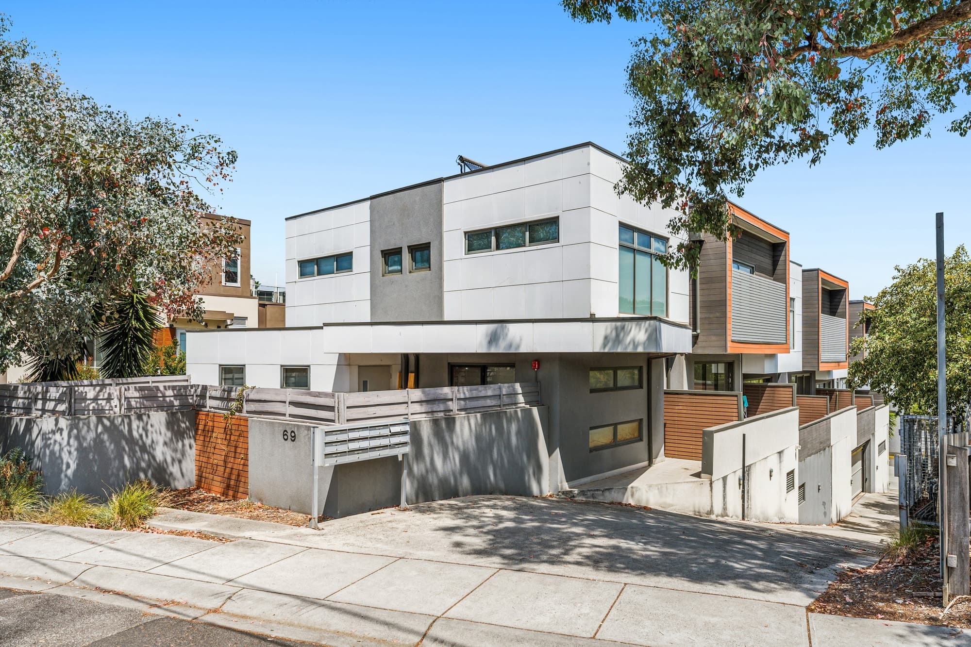 9/69 Tram Road, Doncaster - Image 1