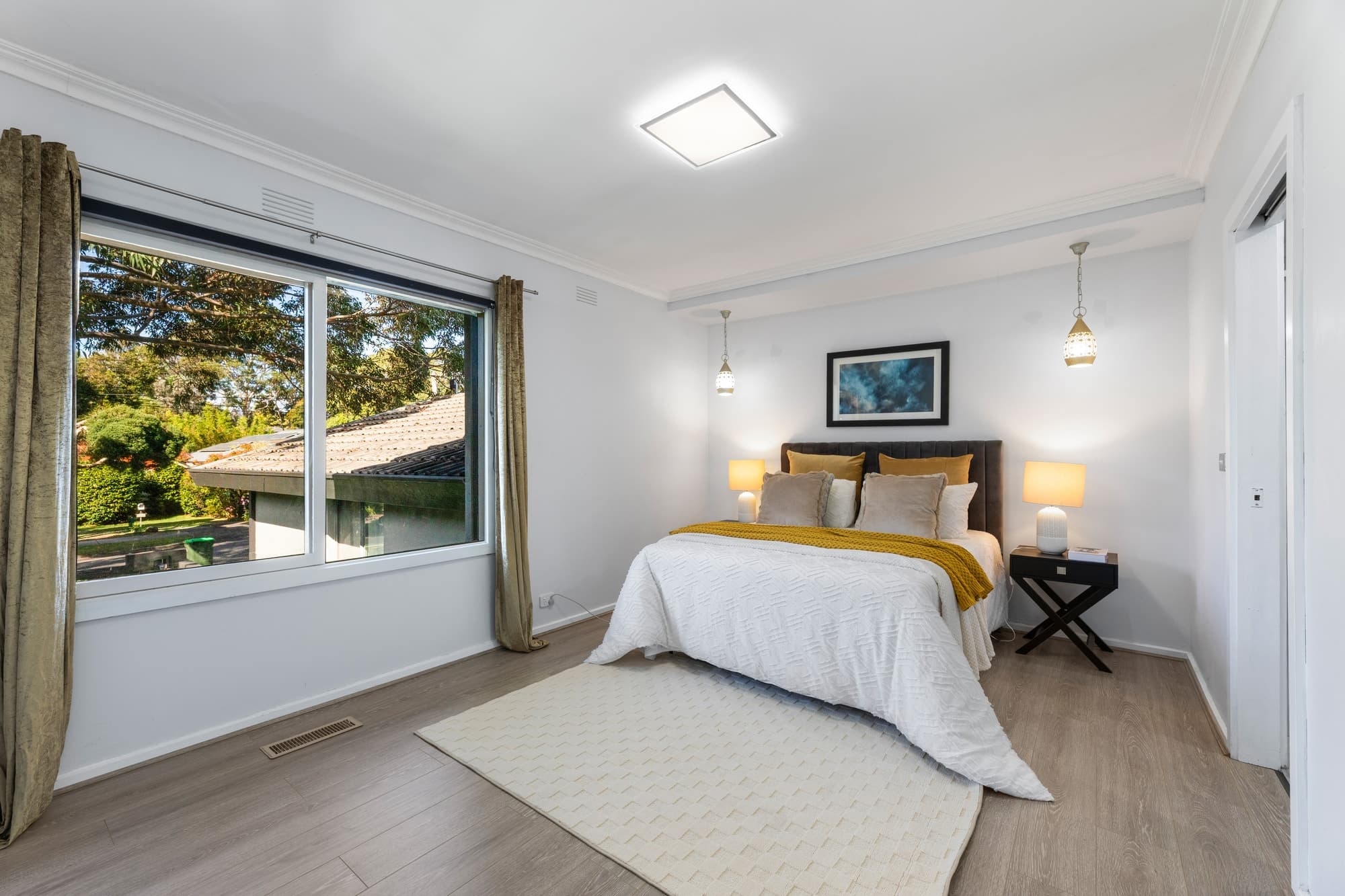 32 Thornhill Drive, Forest Hill - Thumbnail 2