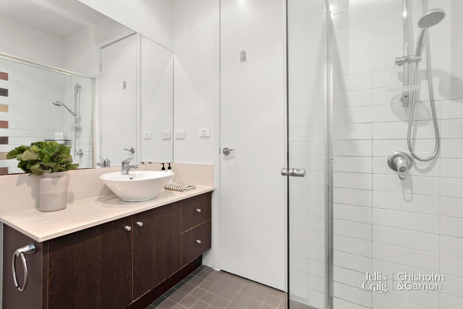 8A Rainsford Street, Elwood, Elwood - Thumbnail 8