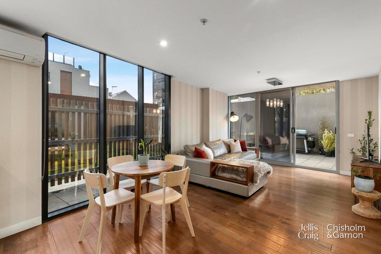 G02/101 Bay Street, Port Melbourne, Port Melbourne - Thumbnail 3