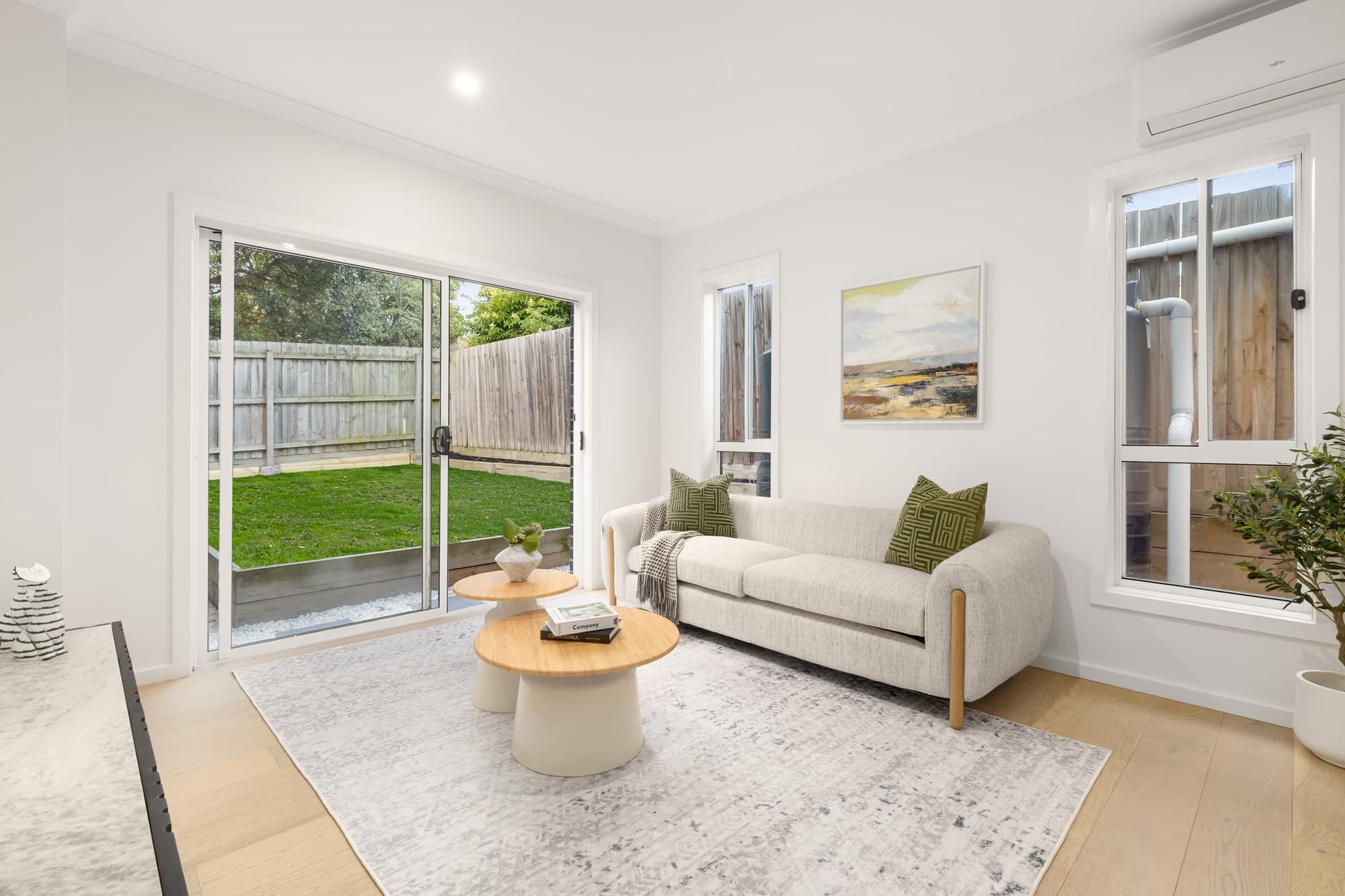 2/5 Outhwaite Avenue, Doncaster - Thumbnail 2