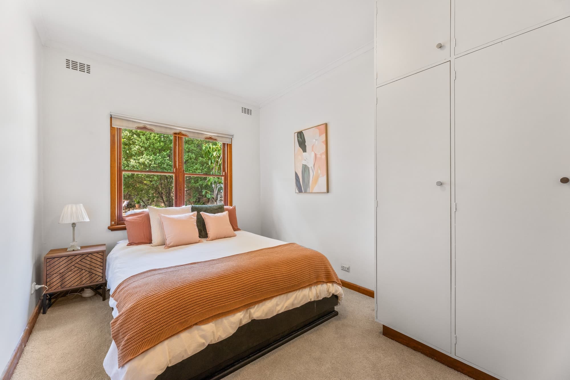 69 Shady Grove, Forest Hill - Thumbnail 8