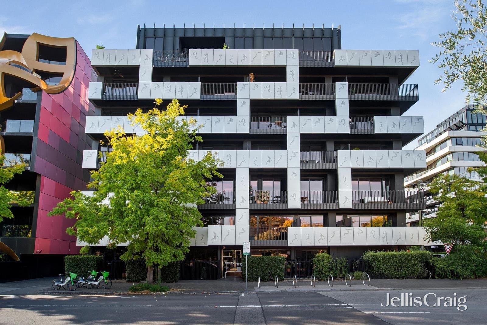 304/99 Palmerston Crescent, South Melbourne, South Melbourne - Thumbnail 2