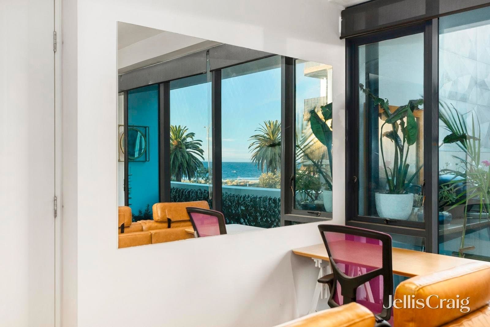 23/5 Esplanade East, Port Melbourne, Port Melbourne - Thumbnail 4