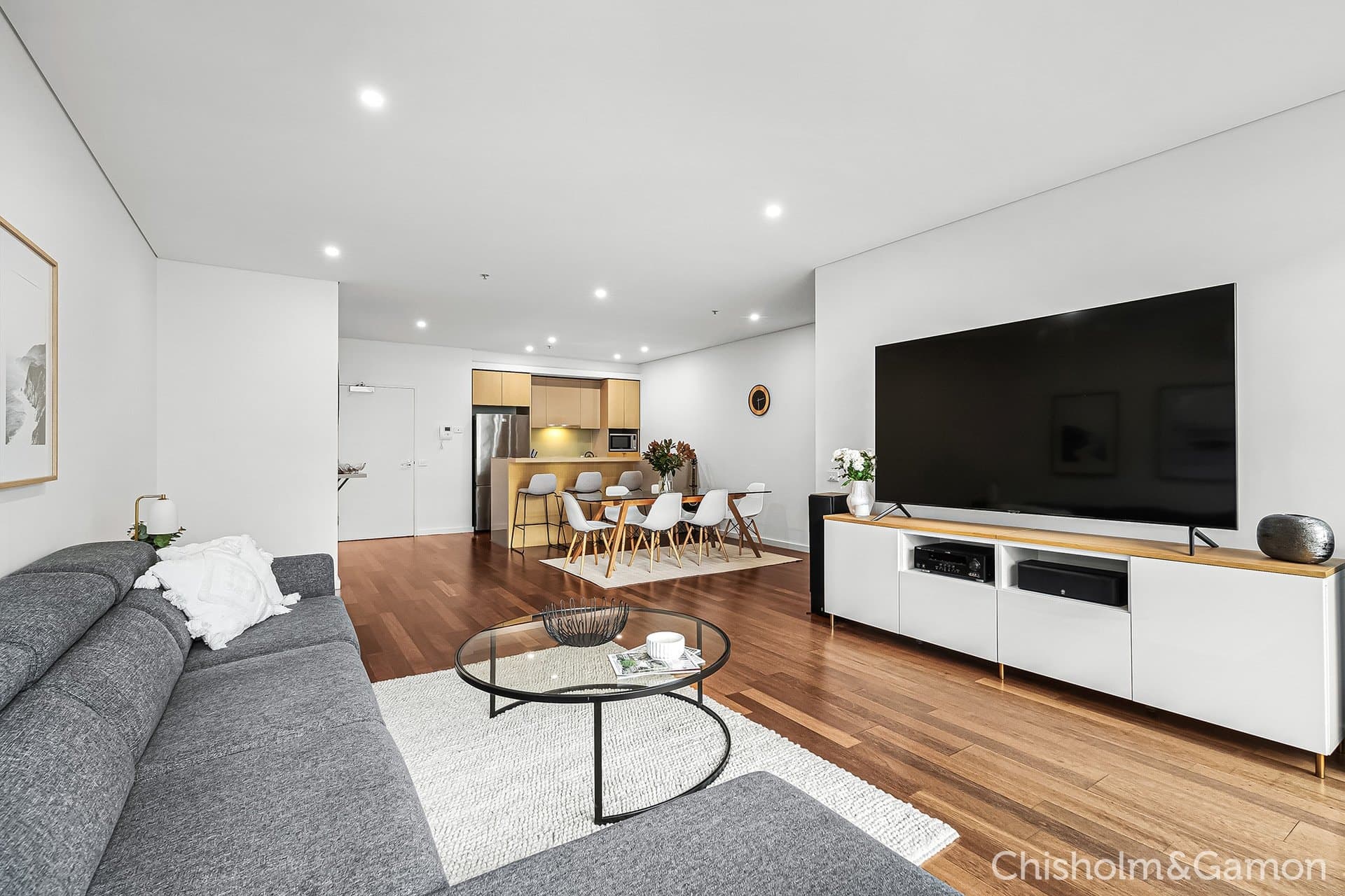 202A/86 Bay Street, Port Melbourne, Port Melbourne - Thumbnail 2