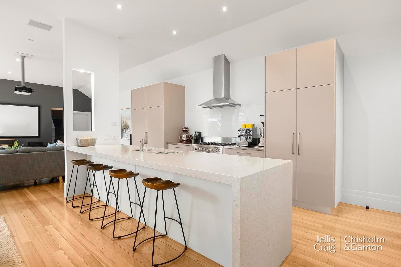 29 Addison Street, Elwood, Elwood - Thumbnail 6