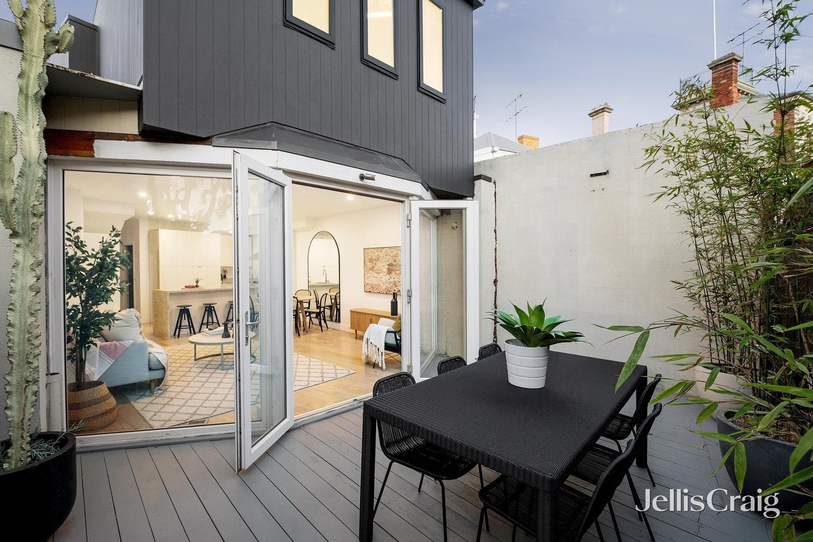 23 Canterbury Road, Middle Park, Middle Park - Image 1