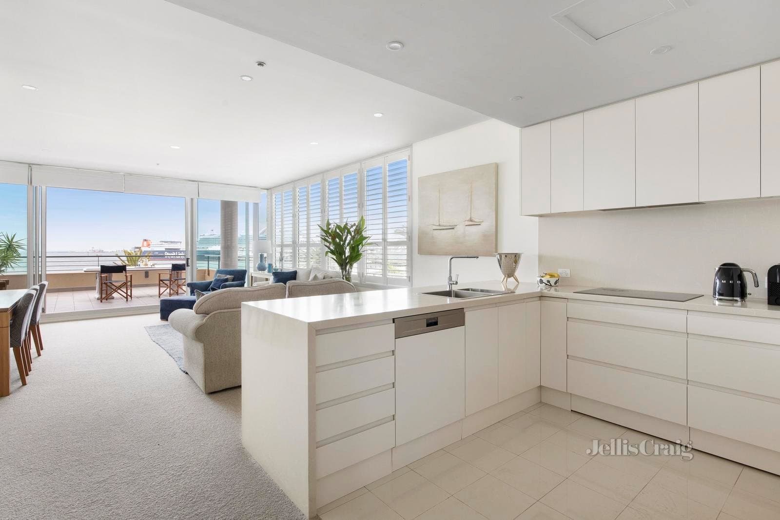 401/62 Beach Street, Port Melbourne, Port Melbourne - Thumbnail 3