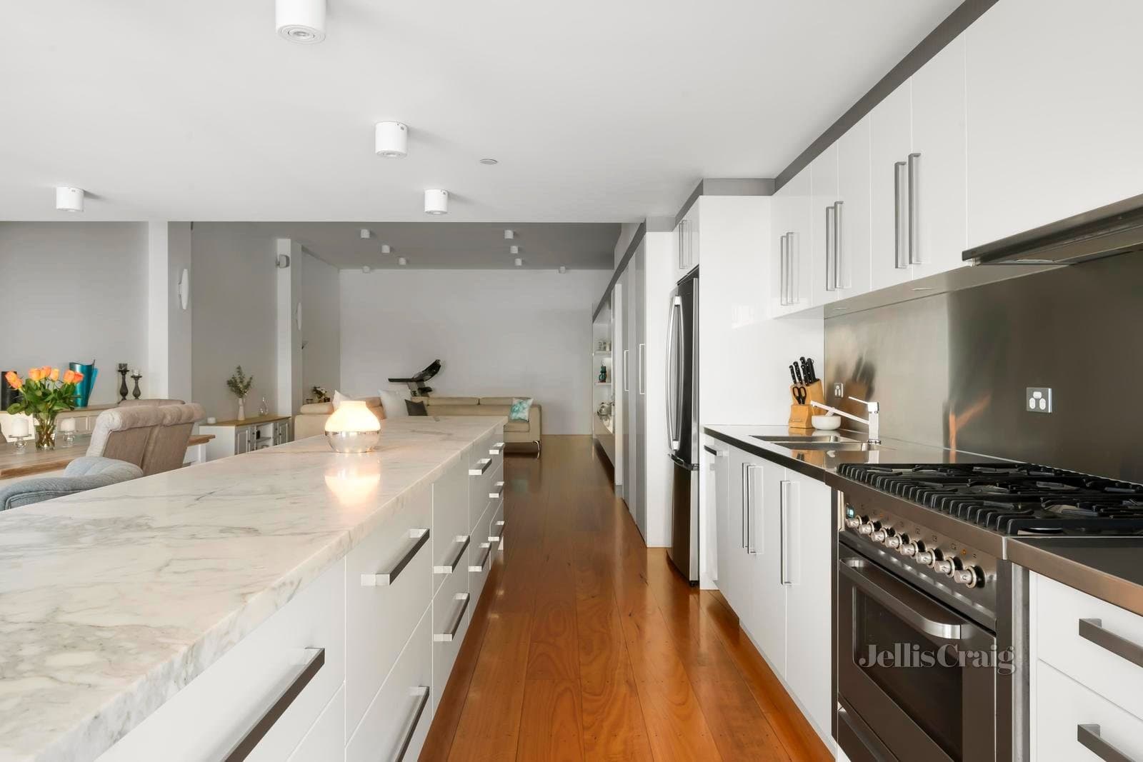 3/190 Graham Street, Port Melbourne, Port Melbourne - Thumbnail 3