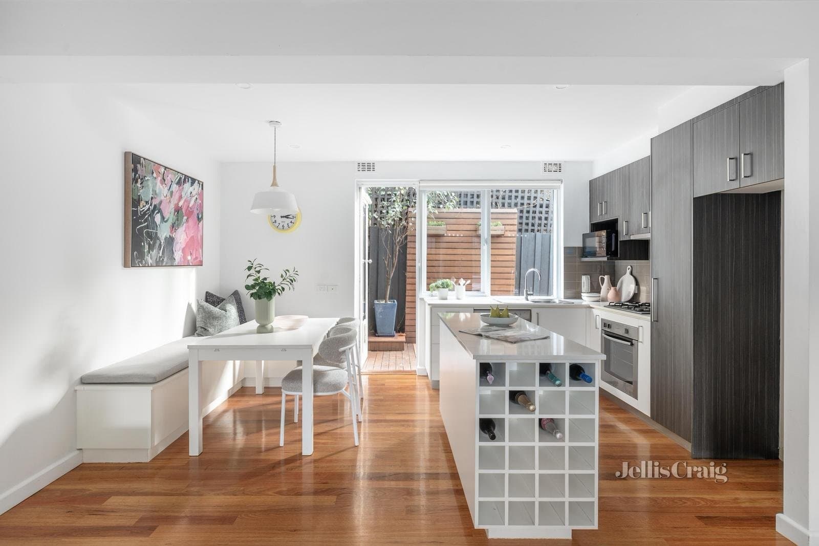 2/1 Rothesay Avenue, Elwood, Elwood - Thumbnail 4