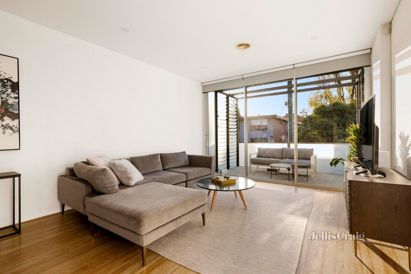 21 John Street, Elwood, Elwood - Thumbnail 5