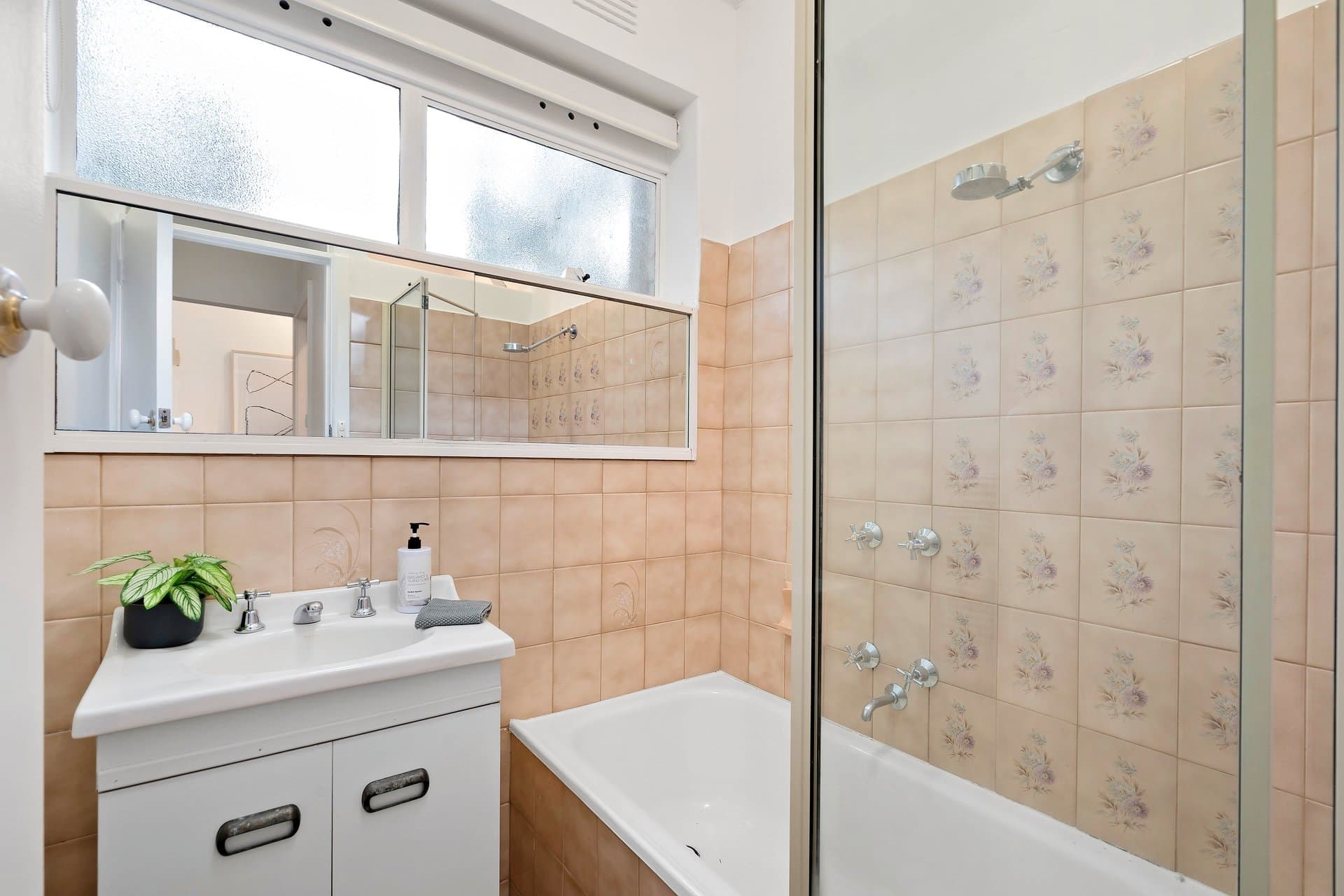 6/56 Byron Street, Elwood, Elwood - Image 1