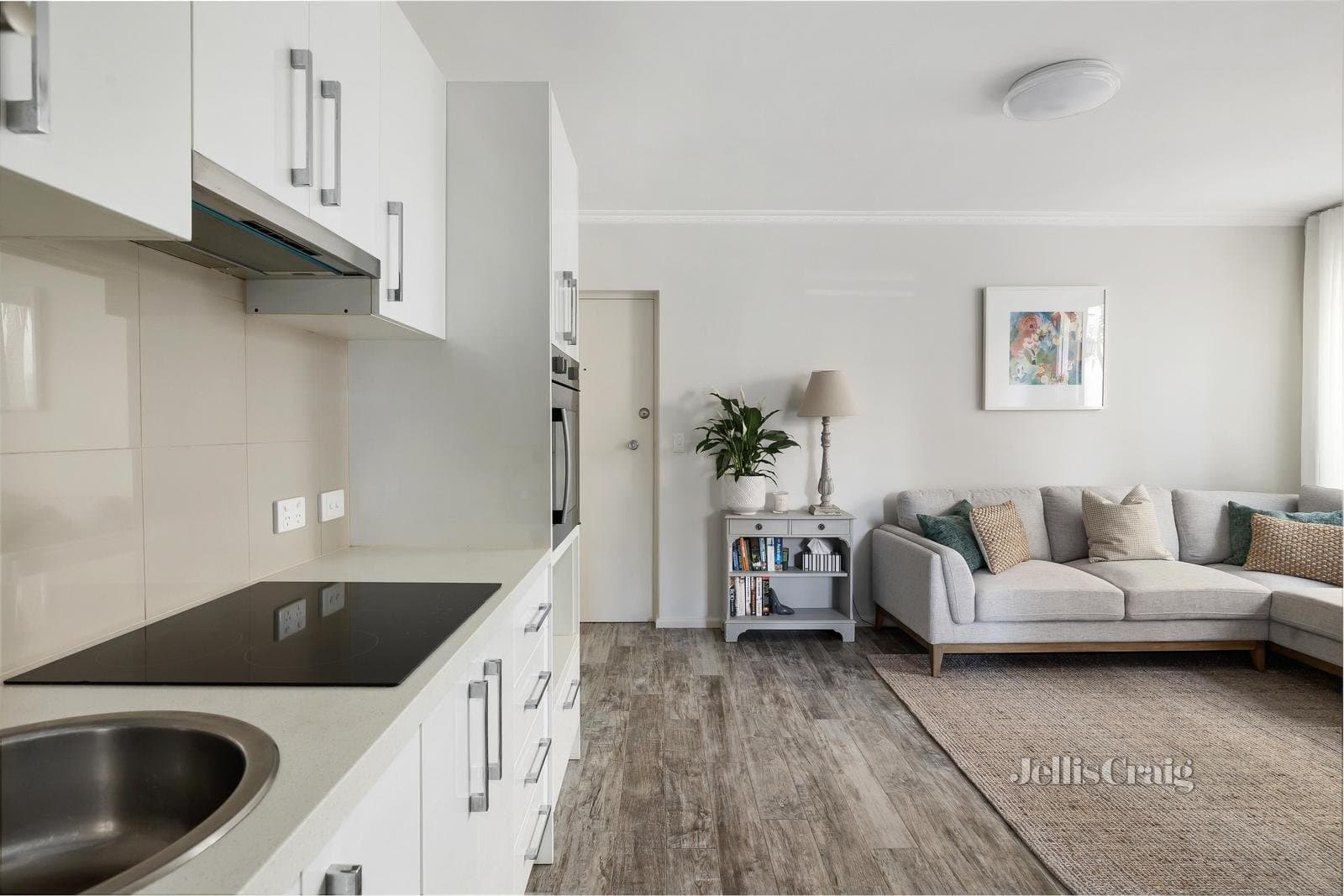 3/87 Ross Street, Port Melbourne, Port Melbourne - Thumbnail 2