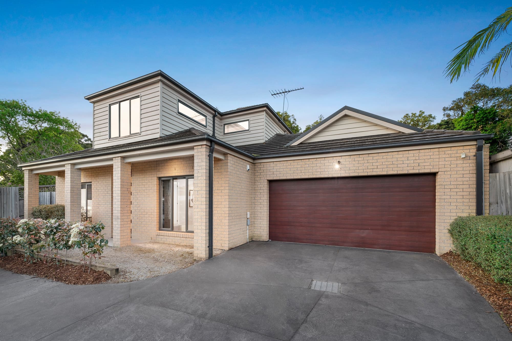 2/21 Hartwell Hill Road, Camberwell - Image 1