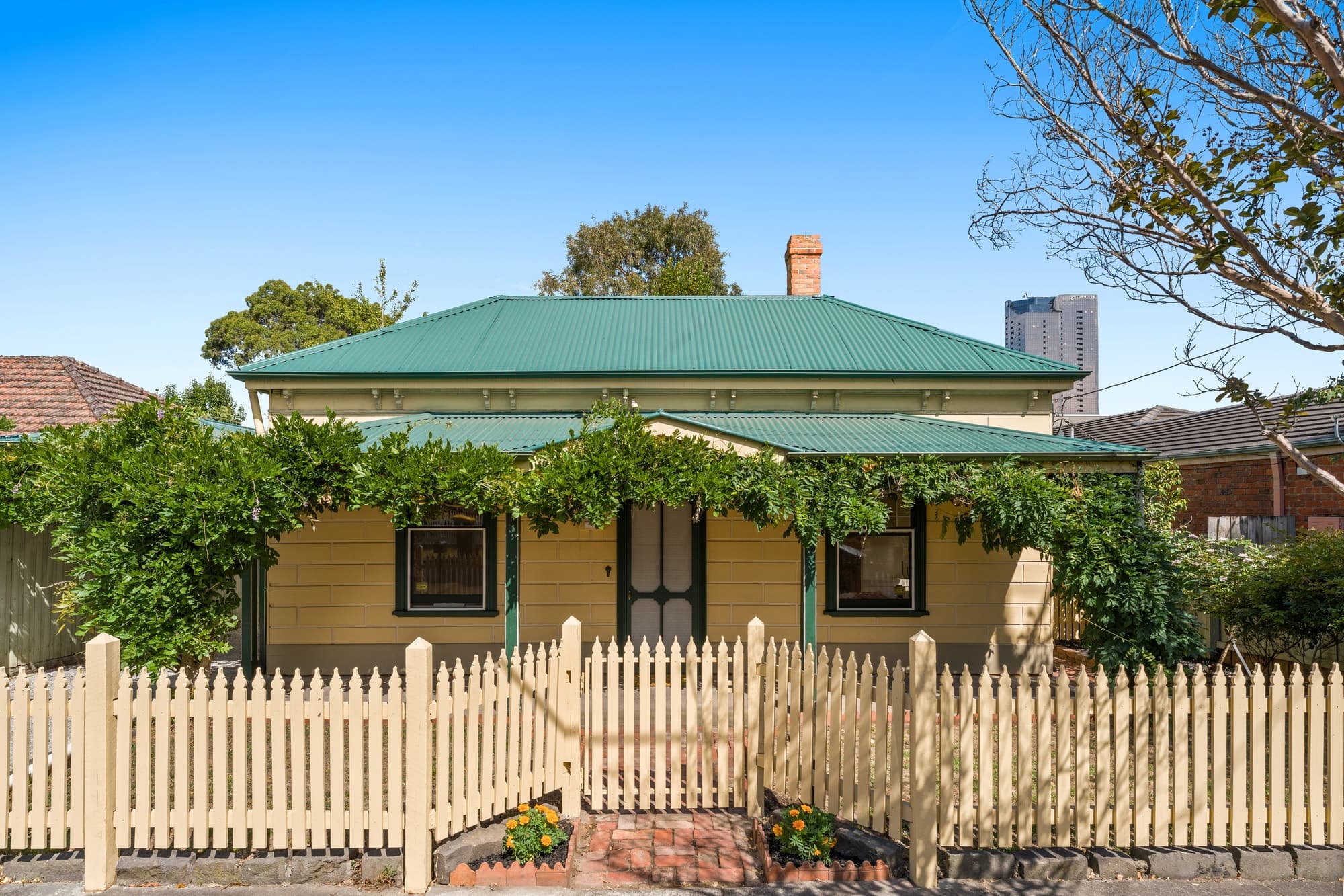 29 William Street, Box Hill - Image 1