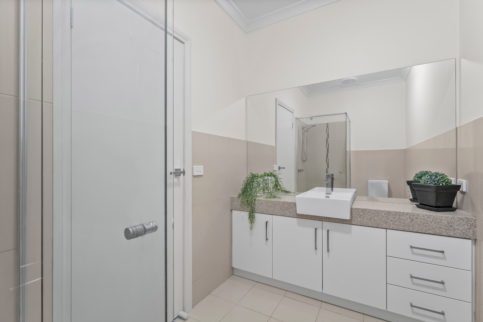 2/1056 Doncaster Road, Doncaster East - Thumbnail 7
