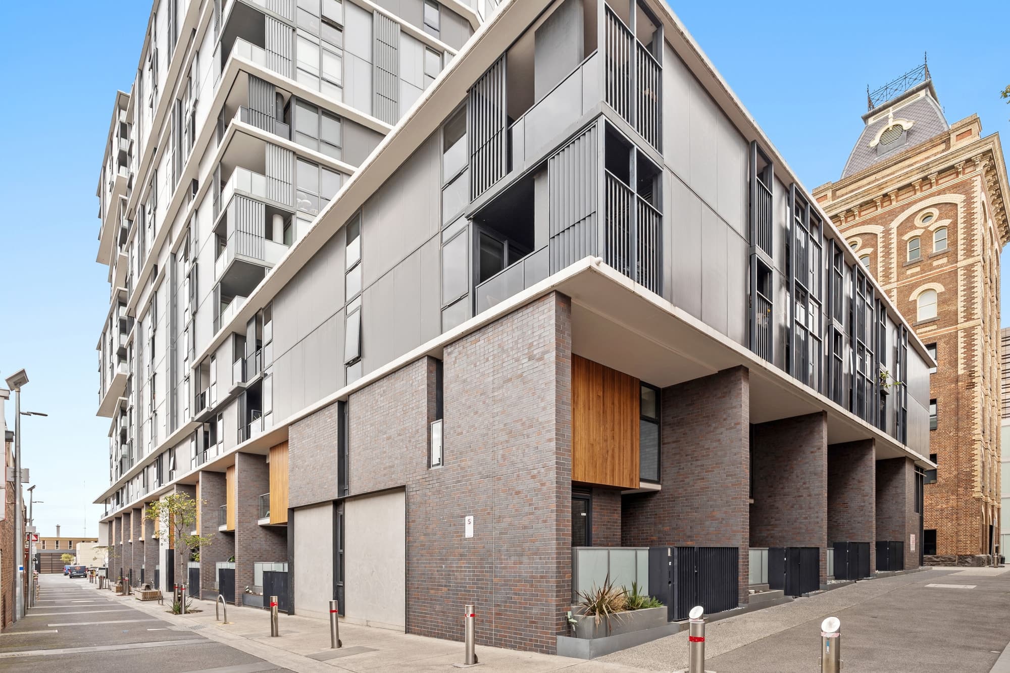 204E/9 Robert Street, Collingwood - Image 1