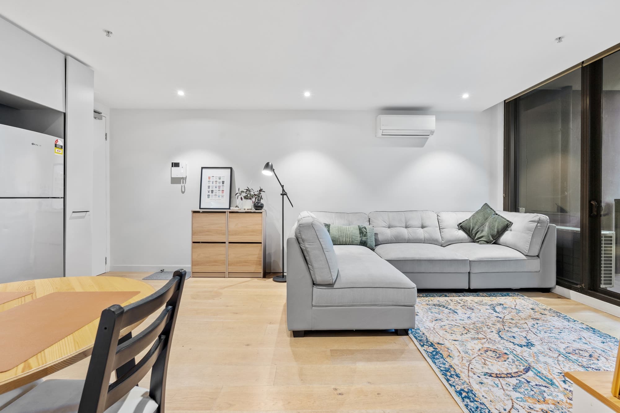 204E/9 Robert Street, Collingwood - Thumbnail 3