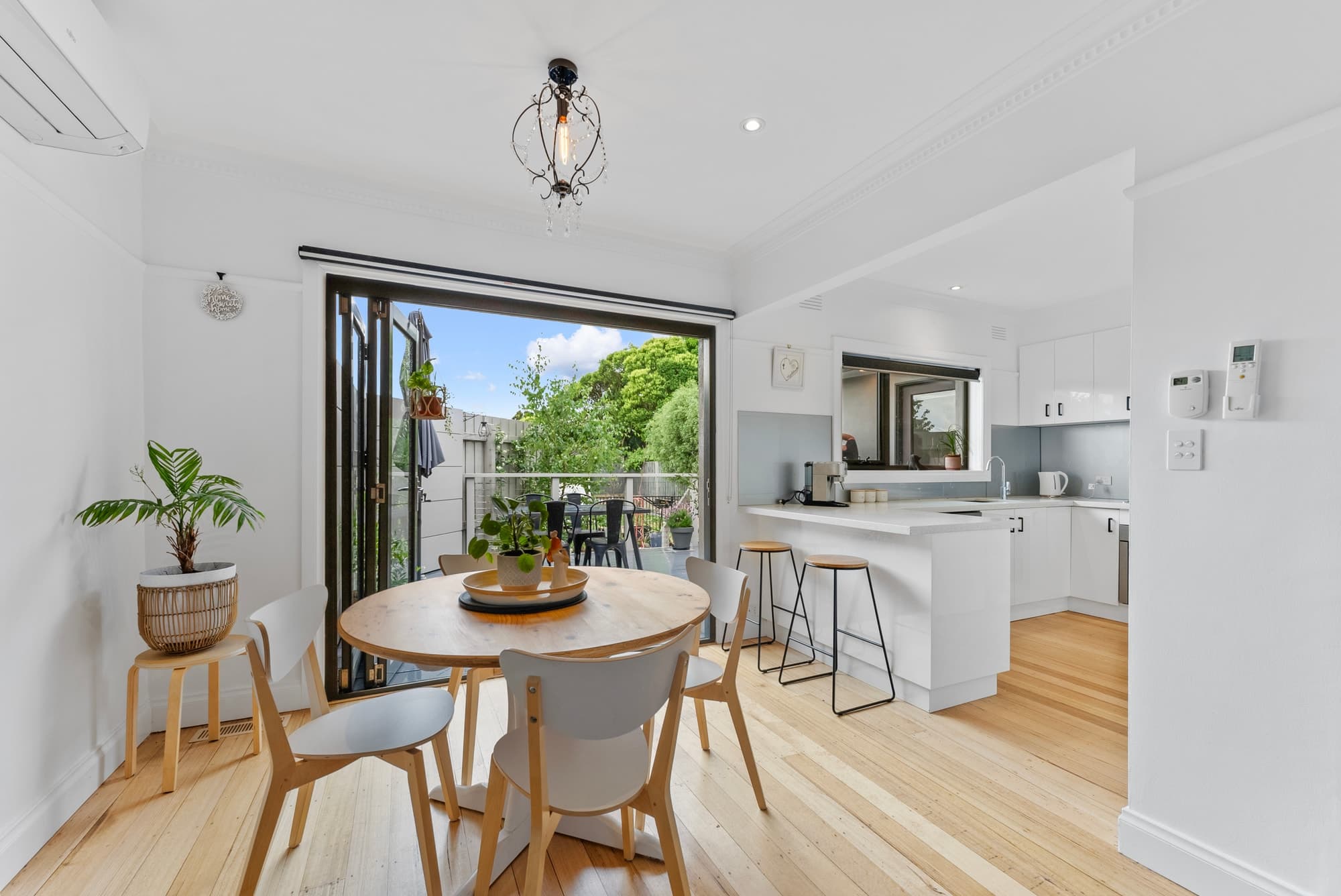 1/17 Agnew Street, Blackburn South - Thumbnail 3