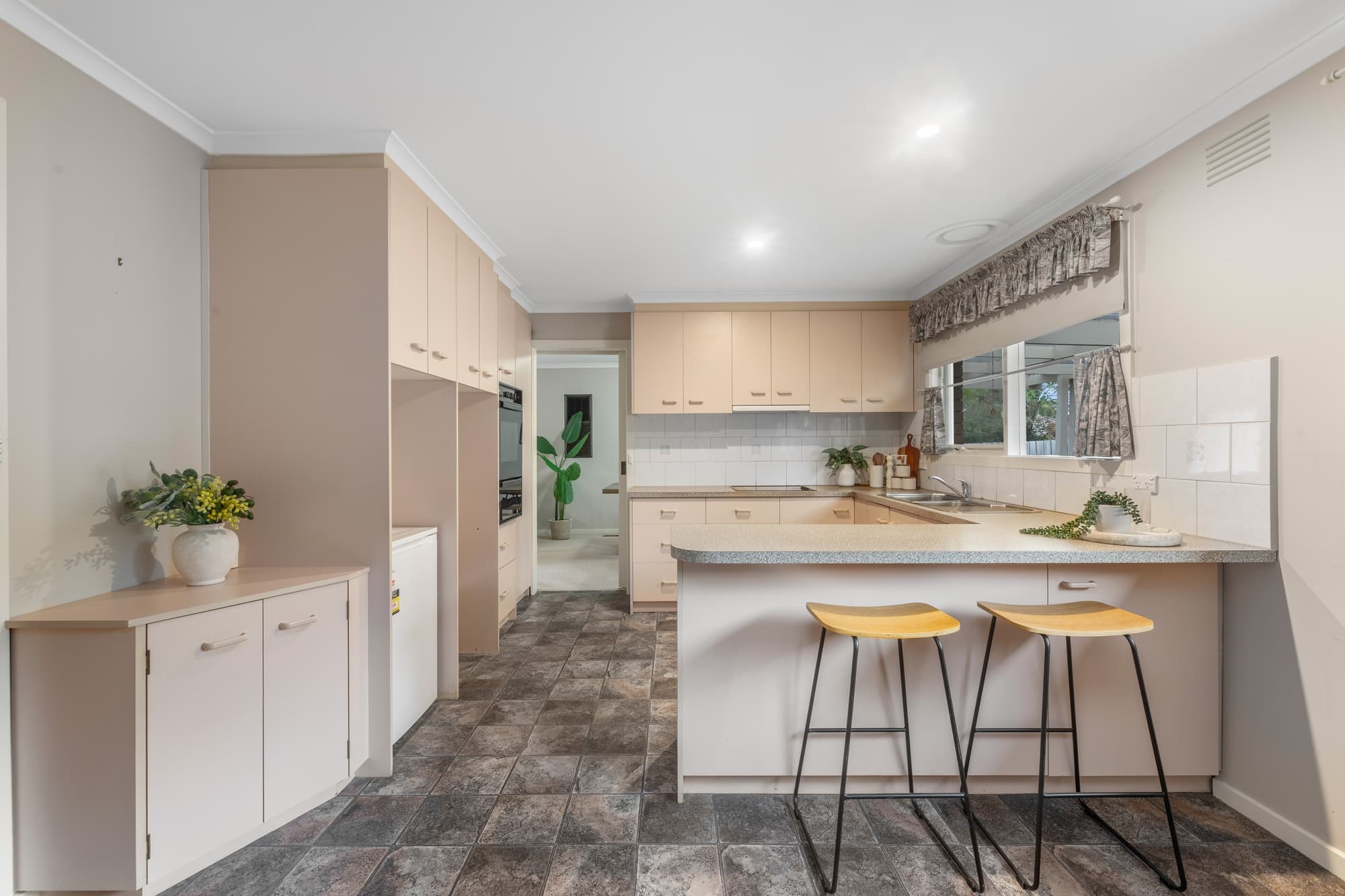 7/25 Quentin Street, Forest Hill - Thumbnail 5