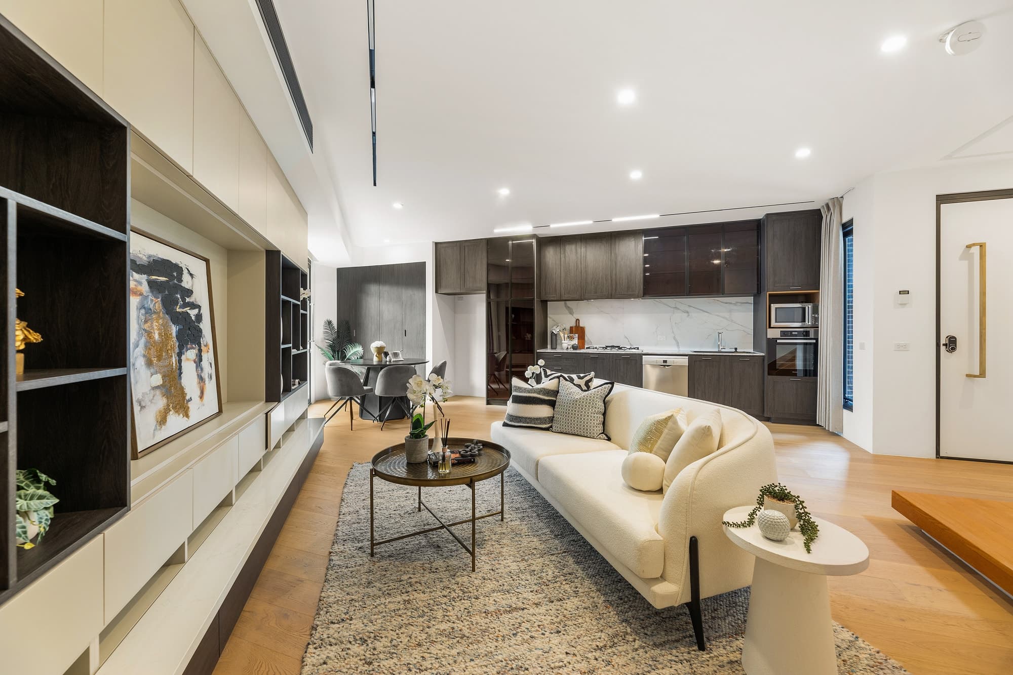 2/371 Springfield Road, Nunawading - Thumbnail 2