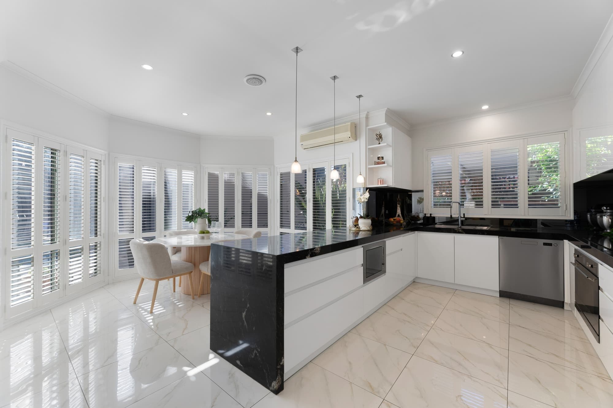 6 Ashley Court, Forest Hill - Thumbnail 5
