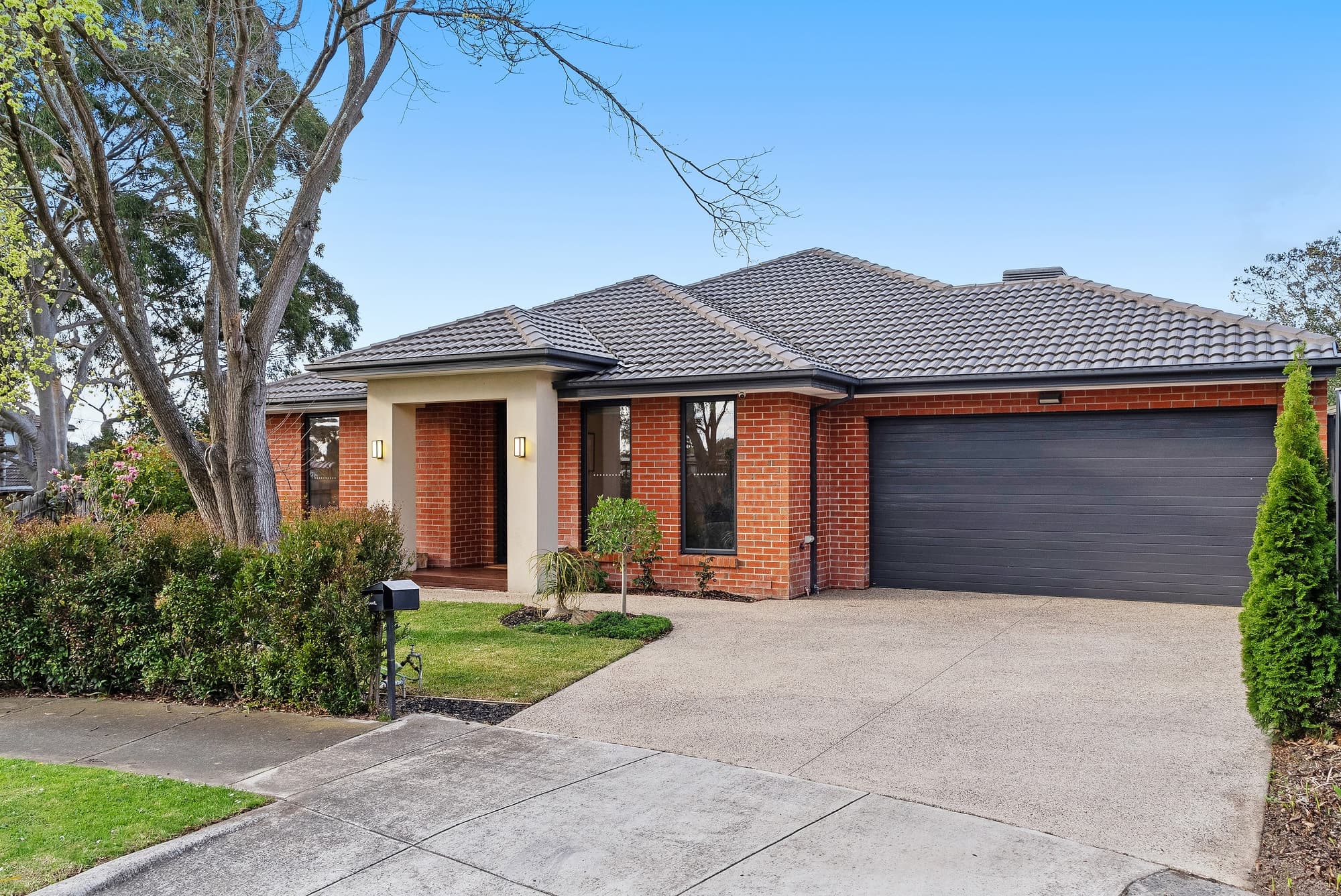 1 Greenglade Court, Blackburn North - Image 1