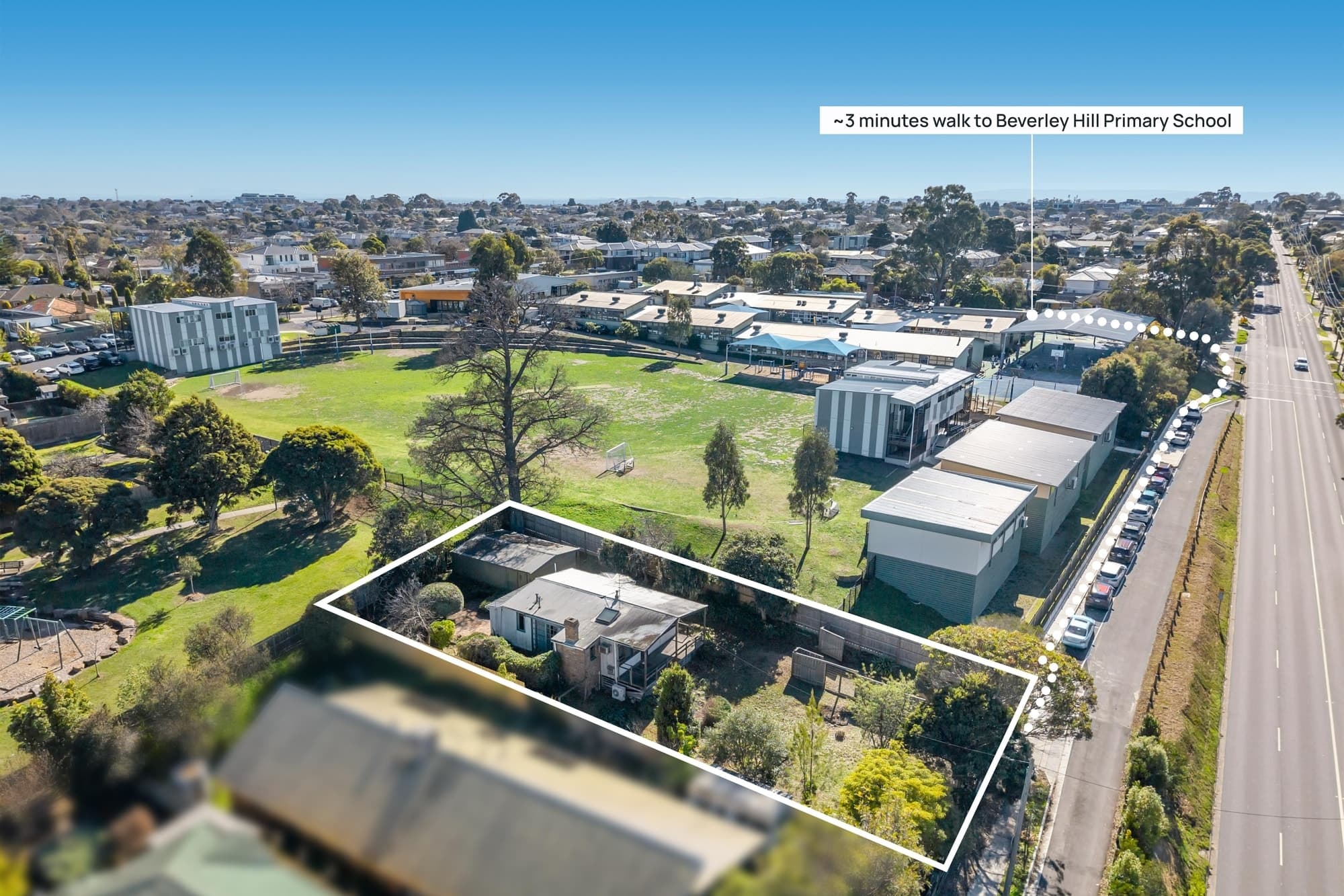47 Blackburn Road, Doncaster East - Thumbnail 2