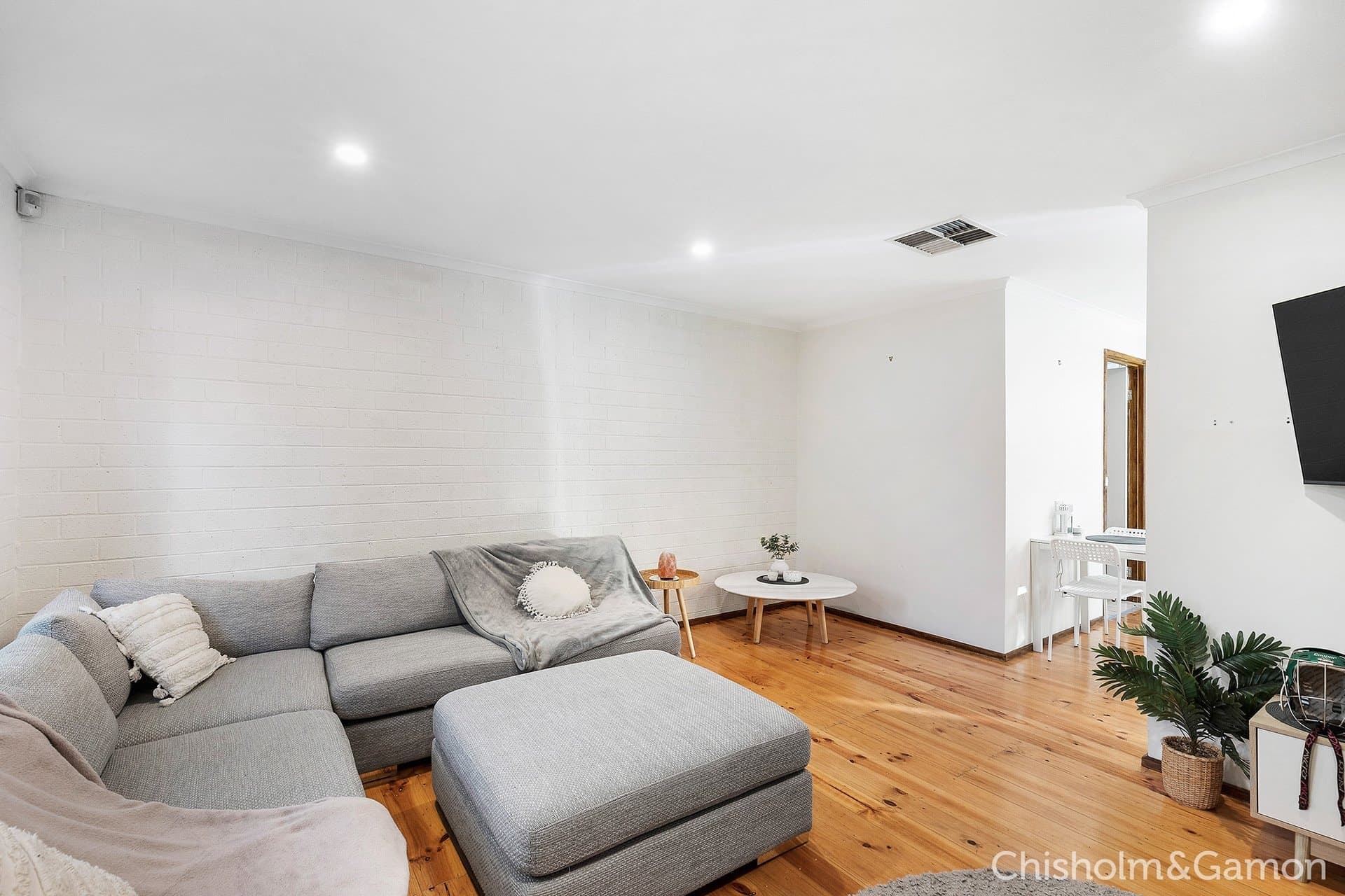 4/129 Glen Huntly Road, Elwood, Elwood - Thumbnail 3