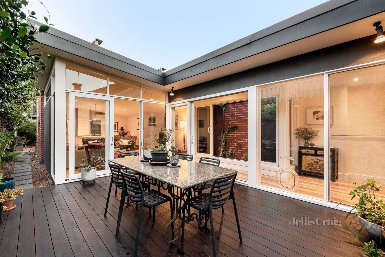 27 Milton Street, Elwood, Elwood - Thumbnail 4