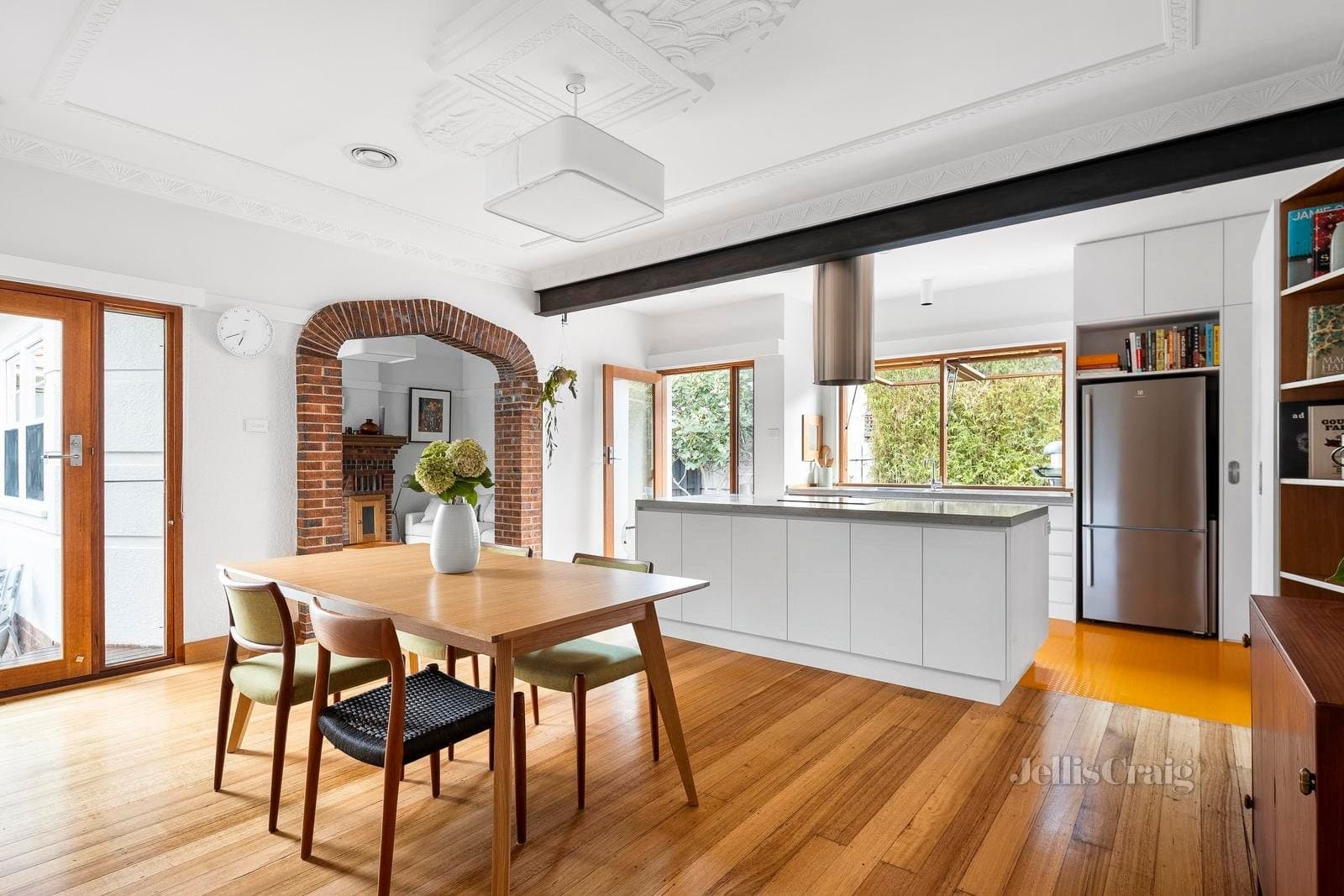 9 McCrae Street, Elwood, Elwood - Thumbnail 3