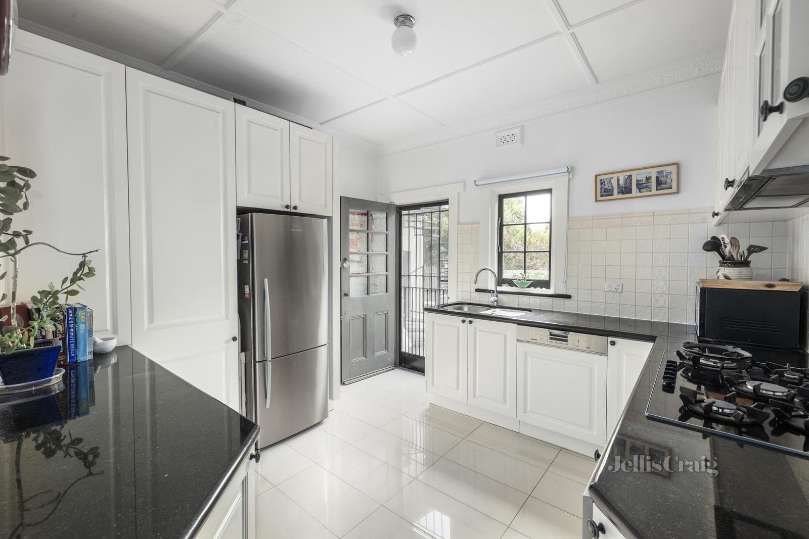 3/17-25 Charnwood Crescent, St Kilda, St Kilda - Thumbnail 5