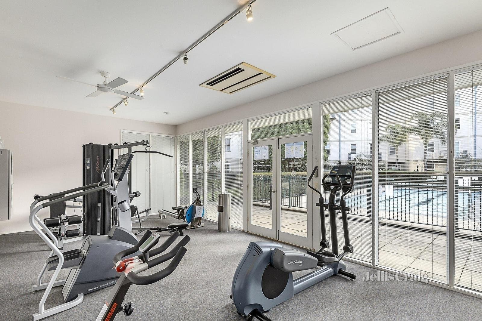 30/106 Southbank Boulevard, Southbank, Southbank - Image 1