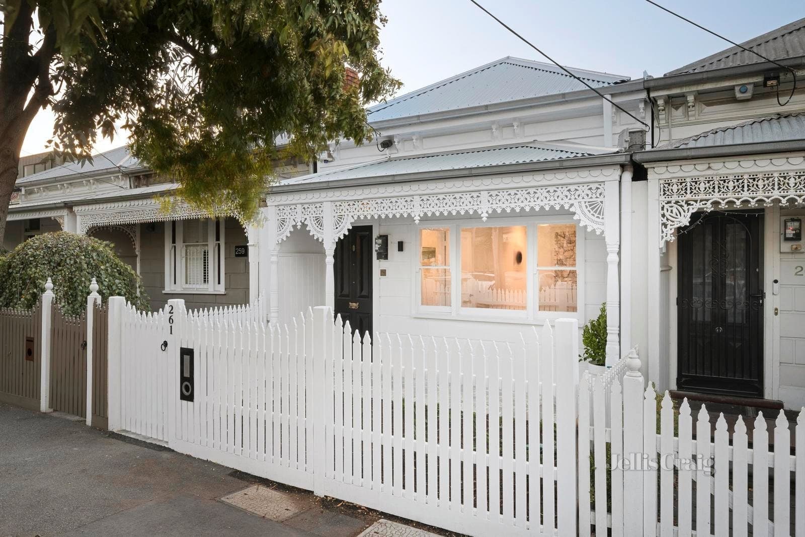 261 Ross Street, Port Melbourne, Port Melbourne - Thumbnail 2