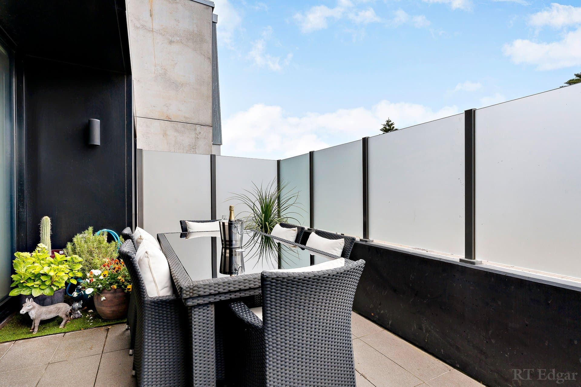 201/40 Beach Street, Port Melbourne, Port Melbourne - Thumbnail 5