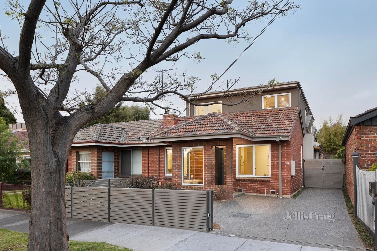 117 Dunstan Parade, Port Melbourne, Port Melbourne - Thumbnail 2